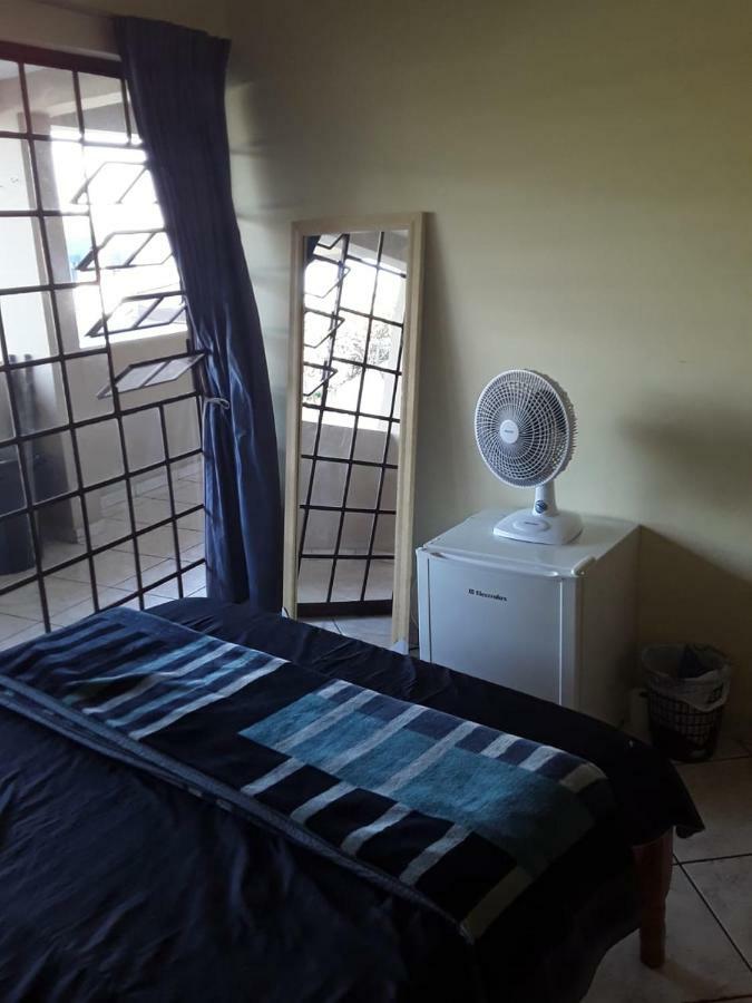 Hostel Pousada Consulado 蓬塔格罗萨 外观 照片